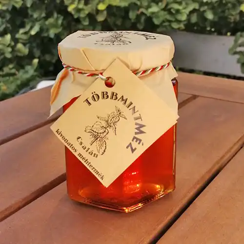 tobb-mint-mez-csalan