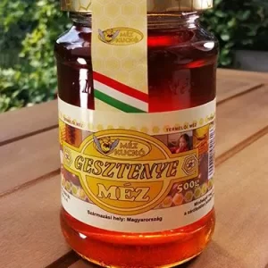 gesztenyeméz üvegben